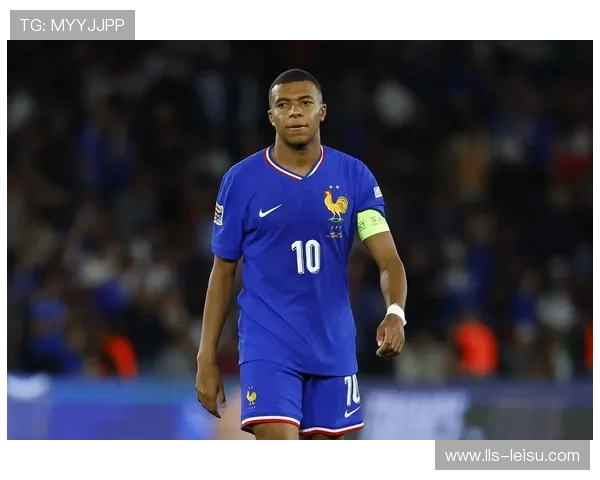 18岁埃唐·姆巴佩:首发出战即制胜,里尔青训再添明珠。 18岁埃唐·姆巴佩:首发出战即制胜,里尔青训再添明珠。