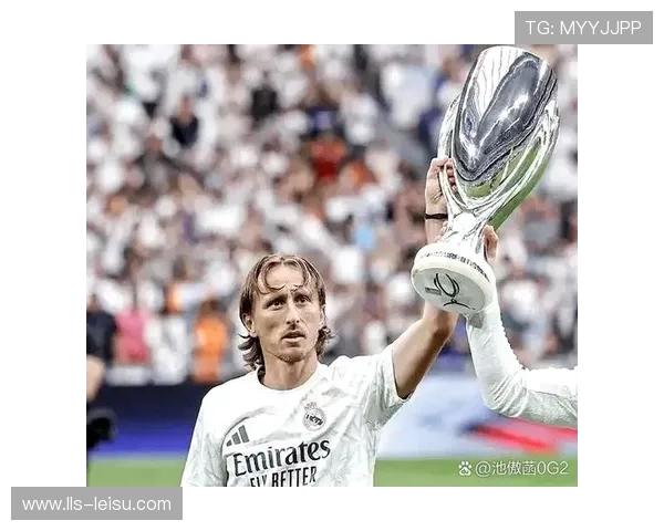 37岁莫德里奇续约一年,老将誓言助皇马过渡新时代 37岁莫德里奇续约一年,老将誓言助皇马过渡新时代